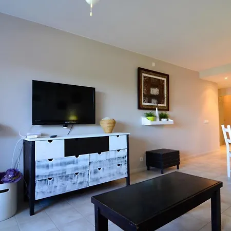 Green Mar G 202 Apartment